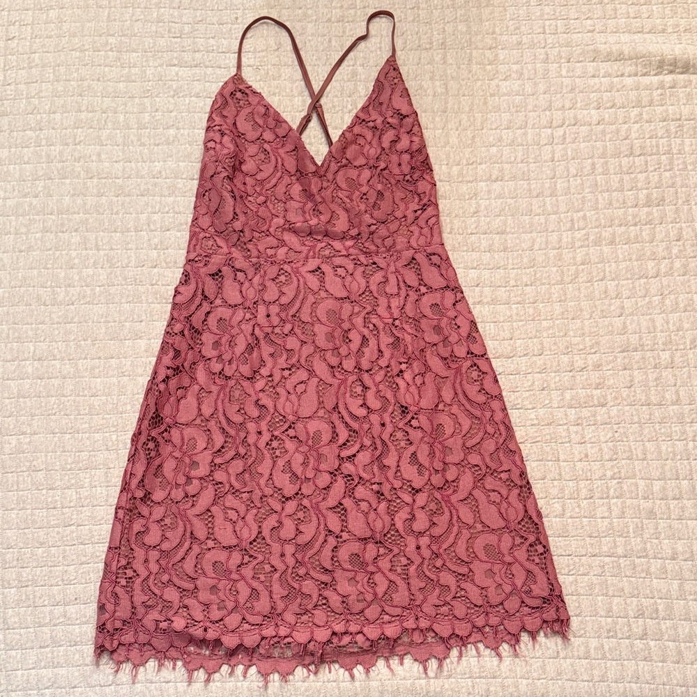 NWT Lovers + Friends Spaghetti Strap Lace Dress in Rose